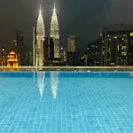 The Colony & Luxe Suites Klcc By Classy